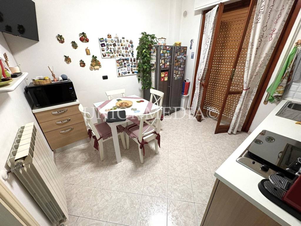 Appartamento a Sarzana in Piazza Martiri della Libertà - Foto 4