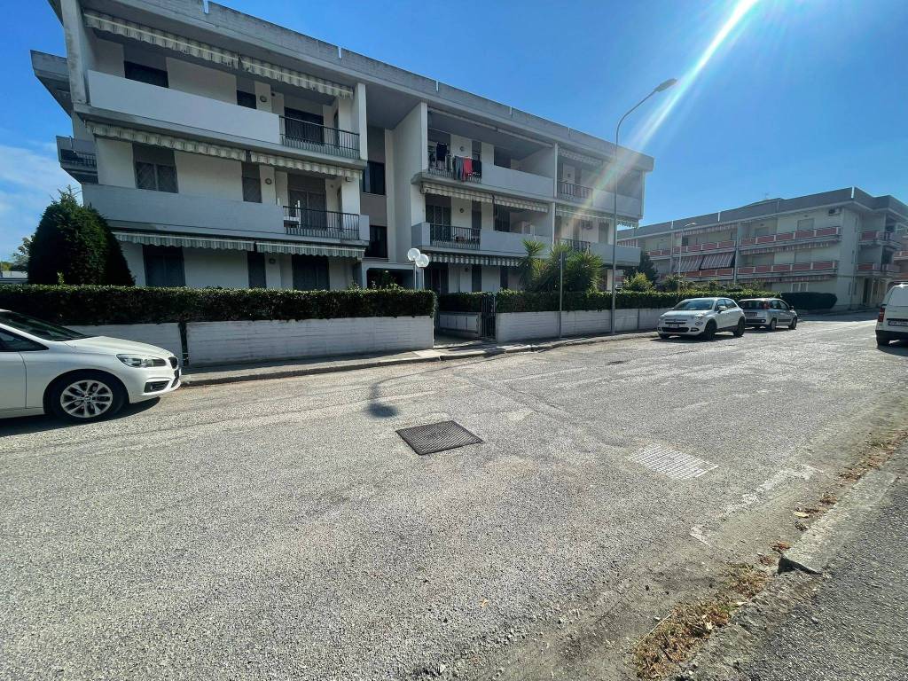 Appartamento a Martinsicuro in Via di Giesi - Foto 3