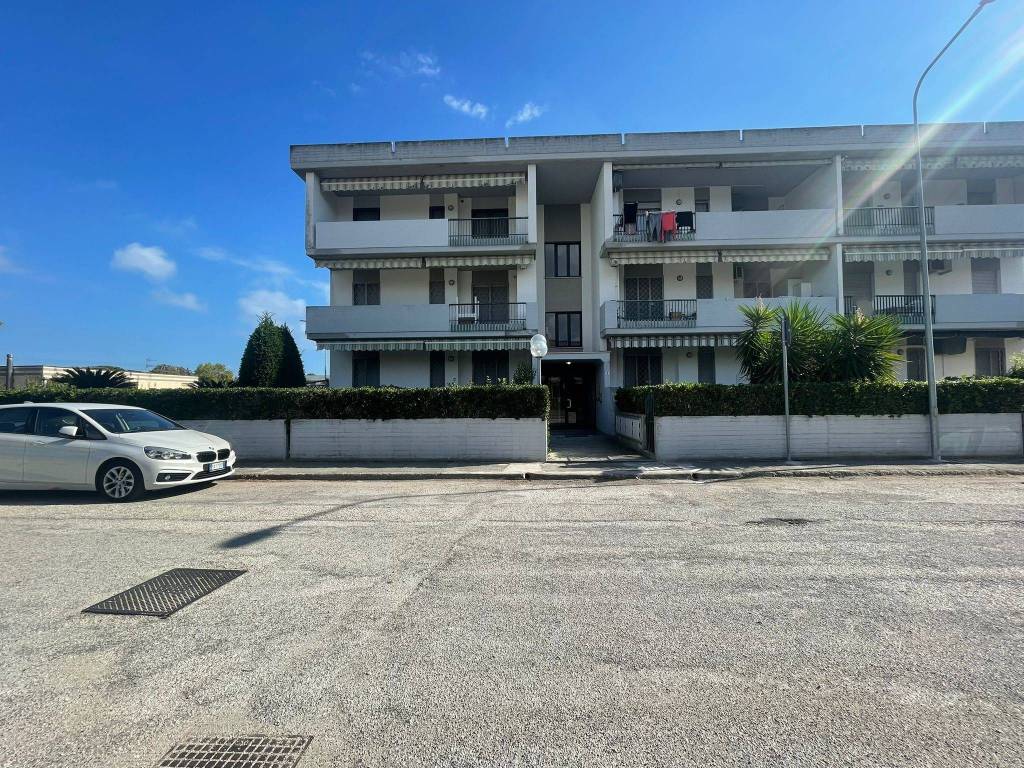 Appartamento a Martinsicuro in Via di Giesi - Foto 4
