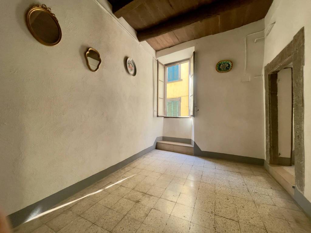 Appartamento a Vetralla in Via Cassia - Foto 5