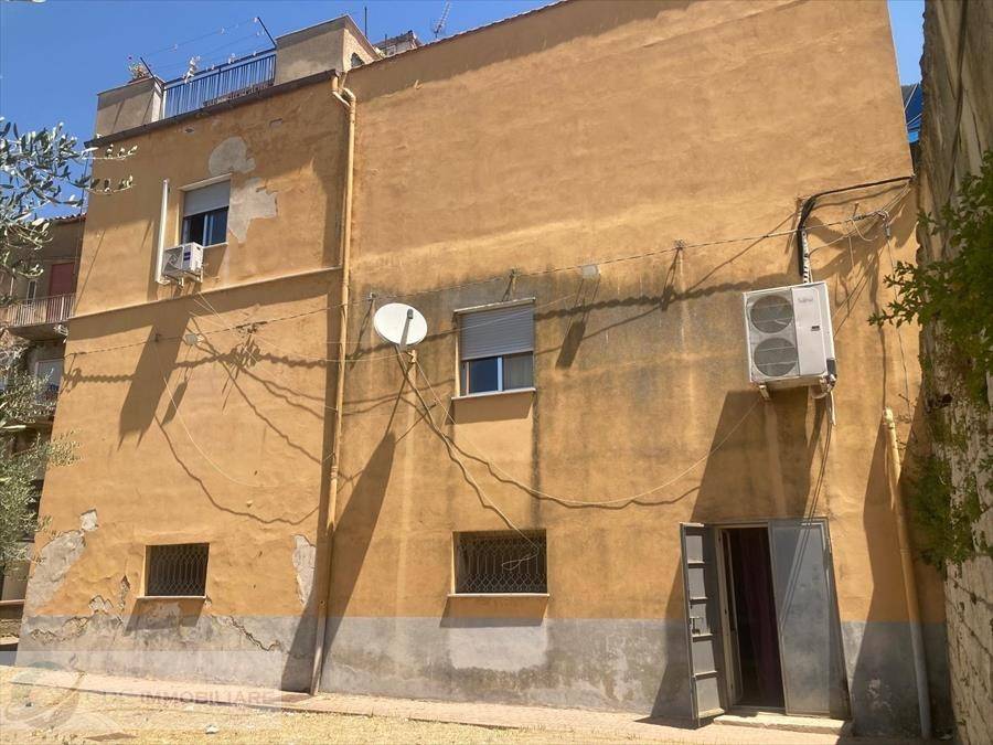Immobile a Lercara friddi in Via Autonomia Siciliana 9 - Foto 2