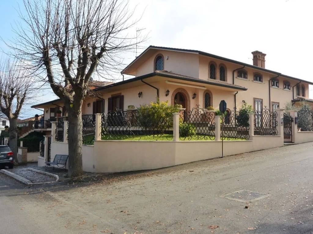 Villa a Mozzagrogna in Viale Frentano No Number - Foto 3
