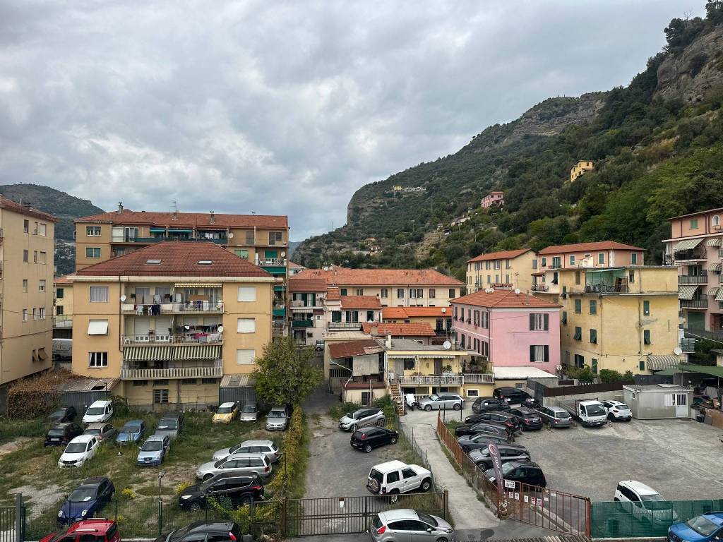 Appartamento a Ventimiglia in Via 25 Aprile, 4 - Foto 2