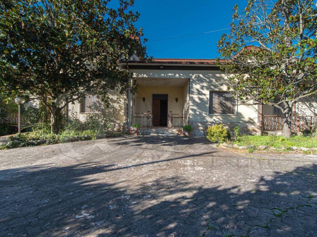 Villa a Cassino in Via Ponte la Pietra - Foto 2