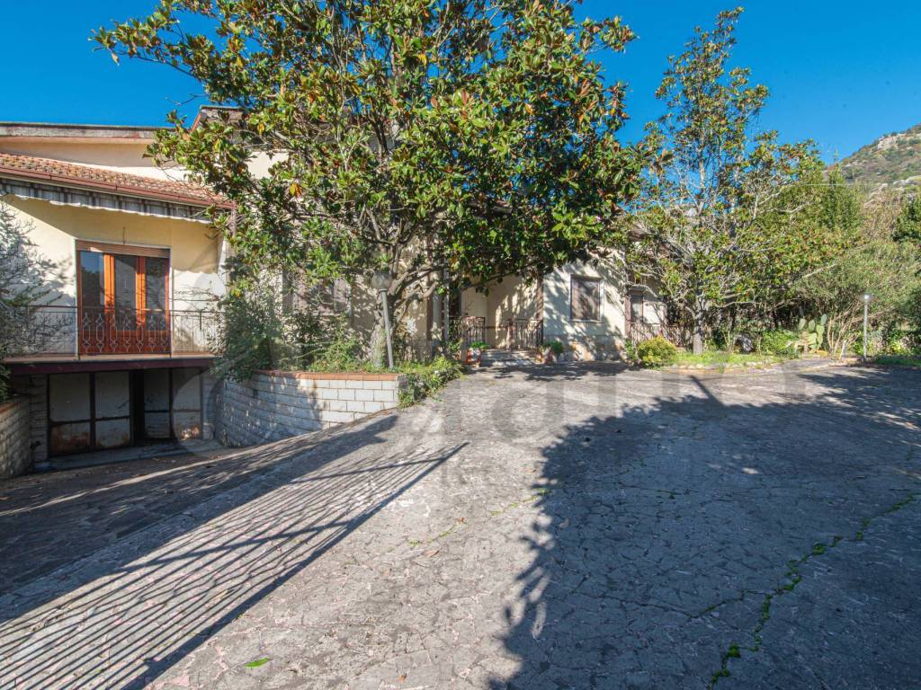 Villa a Cassino in Via Ponte la Pietra - Foto 3