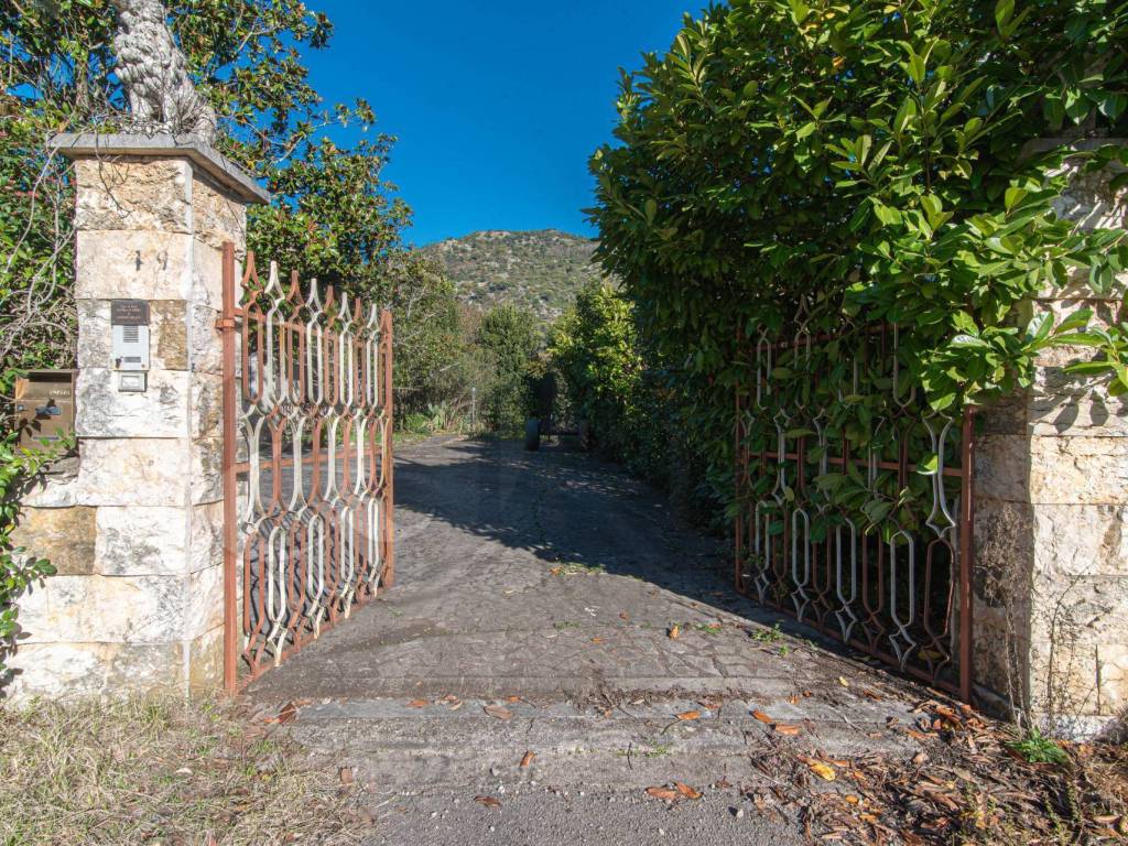 Villa a Cassino in Via Ponte la Pietra - Foto 5