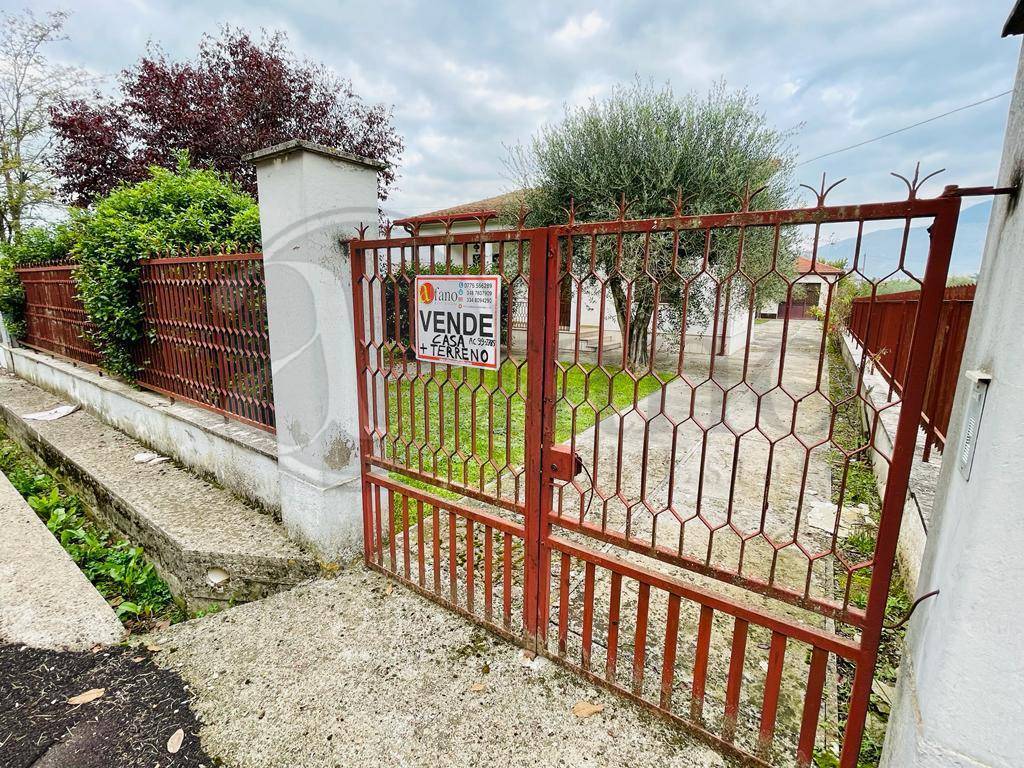 Casa indipendente a Roccasecca in VIA PANNIGLIA, 6 - Foto 3