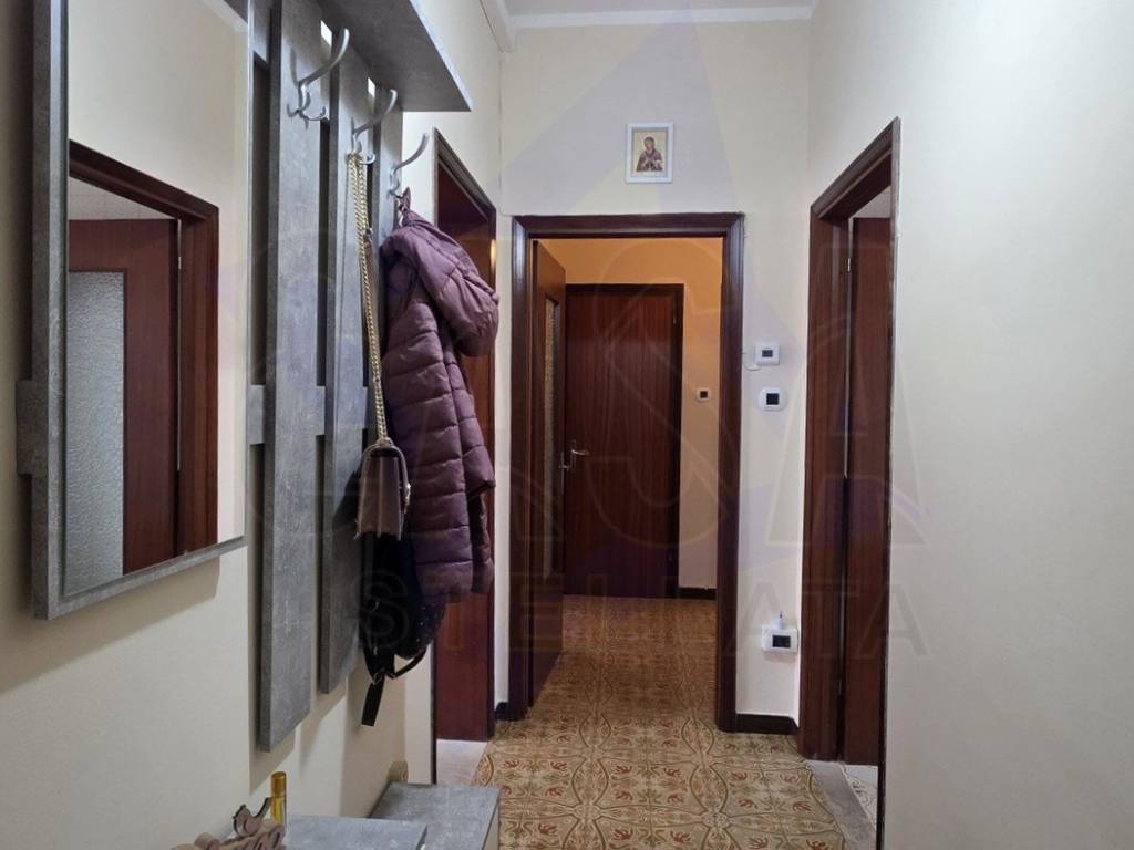 Appartamento a Bondeno in Piazza Martiri, 33 - Foto 2