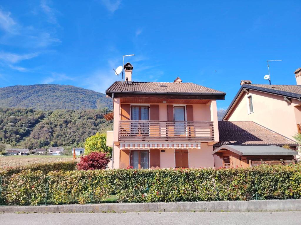 Villa a Feltre in Via della Grande - Foto 2