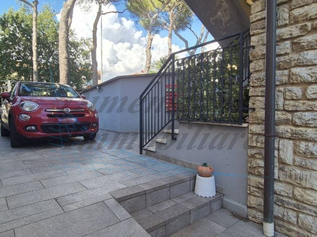 Villa a Rosignano marittimo in Via Salvatore di Giacomo - Foto 3