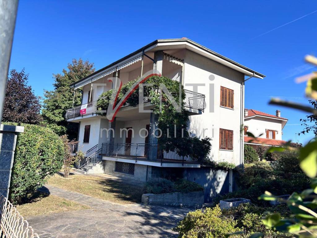 Appartamento a Cavour in Via Manzoni, 12 - Foto 4