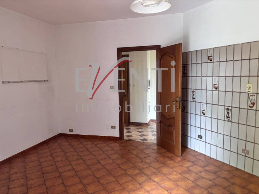 Appartamento a Cavour in Via Manzoni, 12 - Foto 4