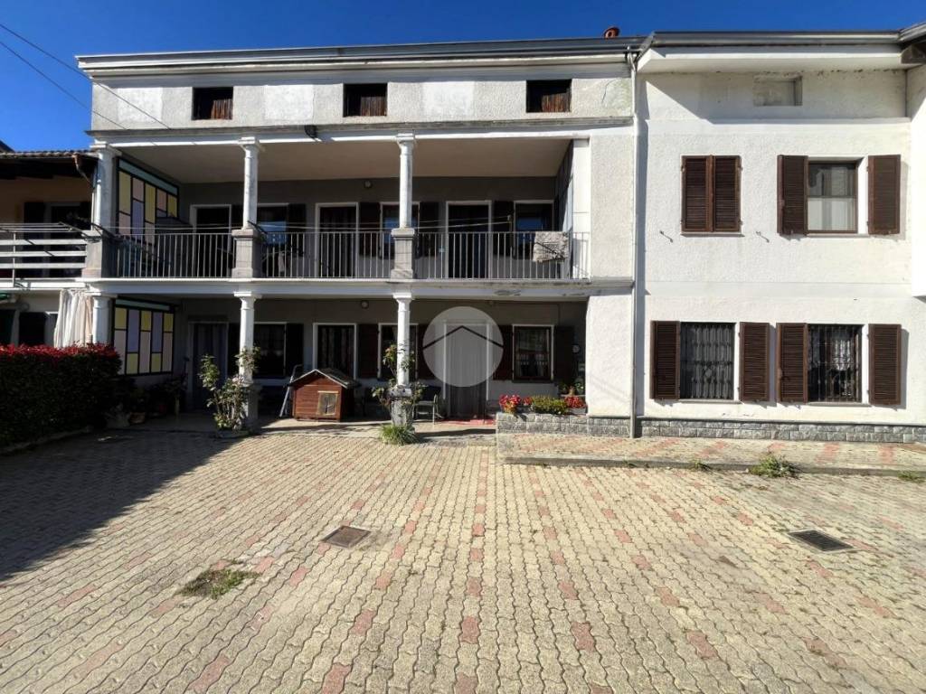 Villa a Ivrea in Via casale, 43 - Foto 3