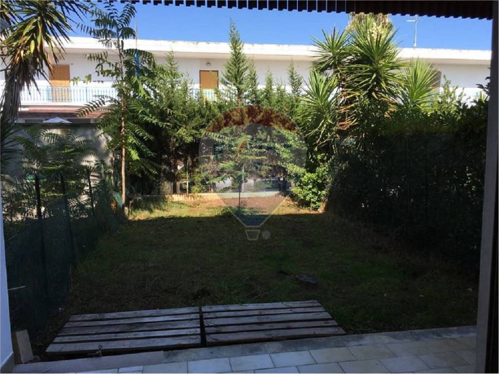 Appartamento a Manfredonia in Via Mar Ionio - Foto 5