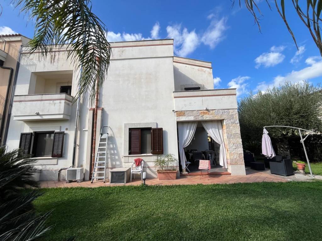 Villa a Avola in Via Dottor Giuseppe Riscica, 15 - Foto 2