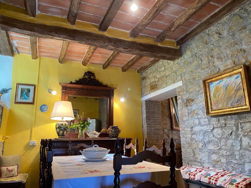 Appartamento a Neviano degli arduini in Strada Le Coste - Foto 3