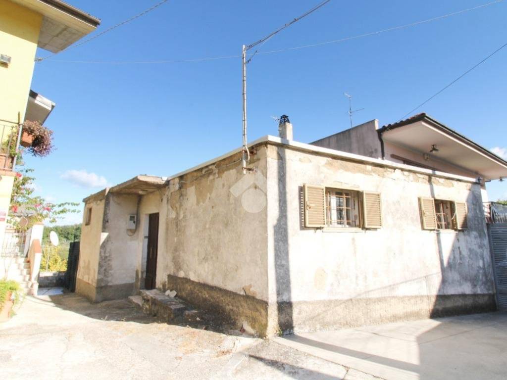 Casa indipendente a Ortona in Via Civiltà del Lavoro, 78 - Foto 2