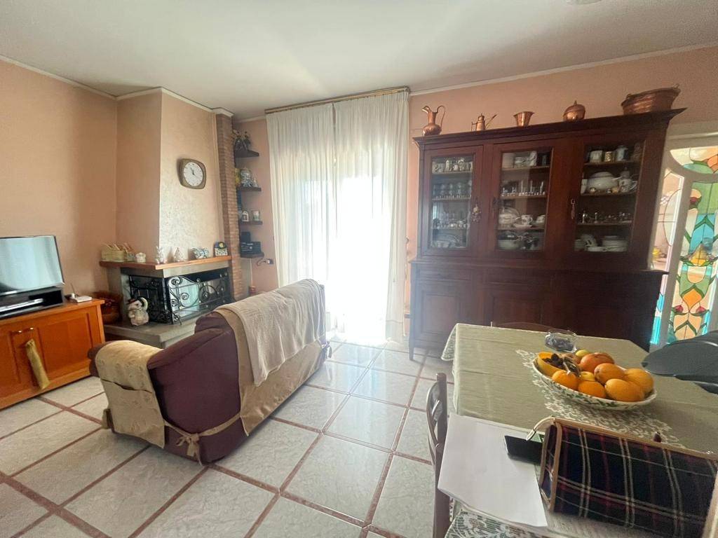 Appartamento a Torre annunziata in Via Luigi Staiano - Foto 2