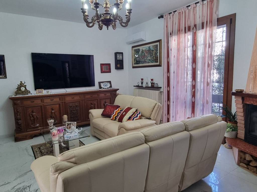 Villa a Mortara in Via 20 Settembre - Foto 3