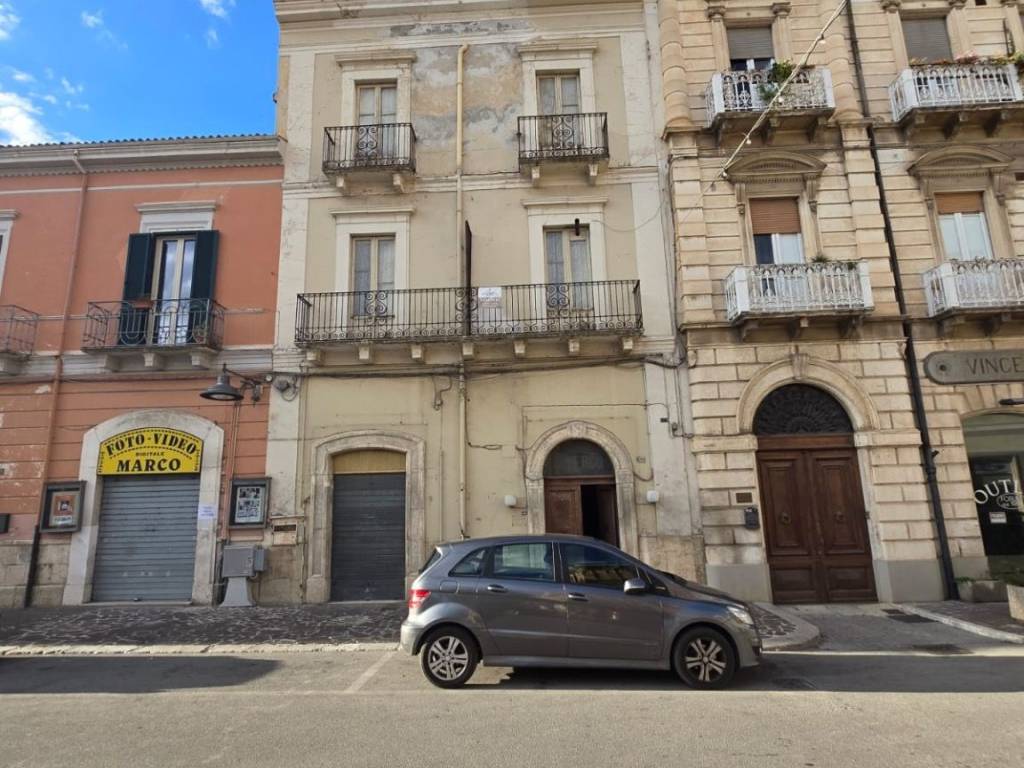 Palazzo / stabile a Popoli in Piazza Paolini, 33 - Foto 2