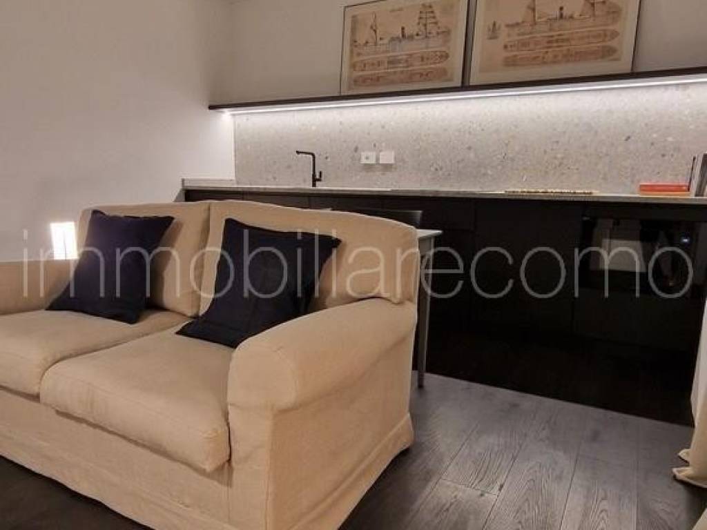 Appartamento a Como in Via Vittorio Emanuele II - Foto 2