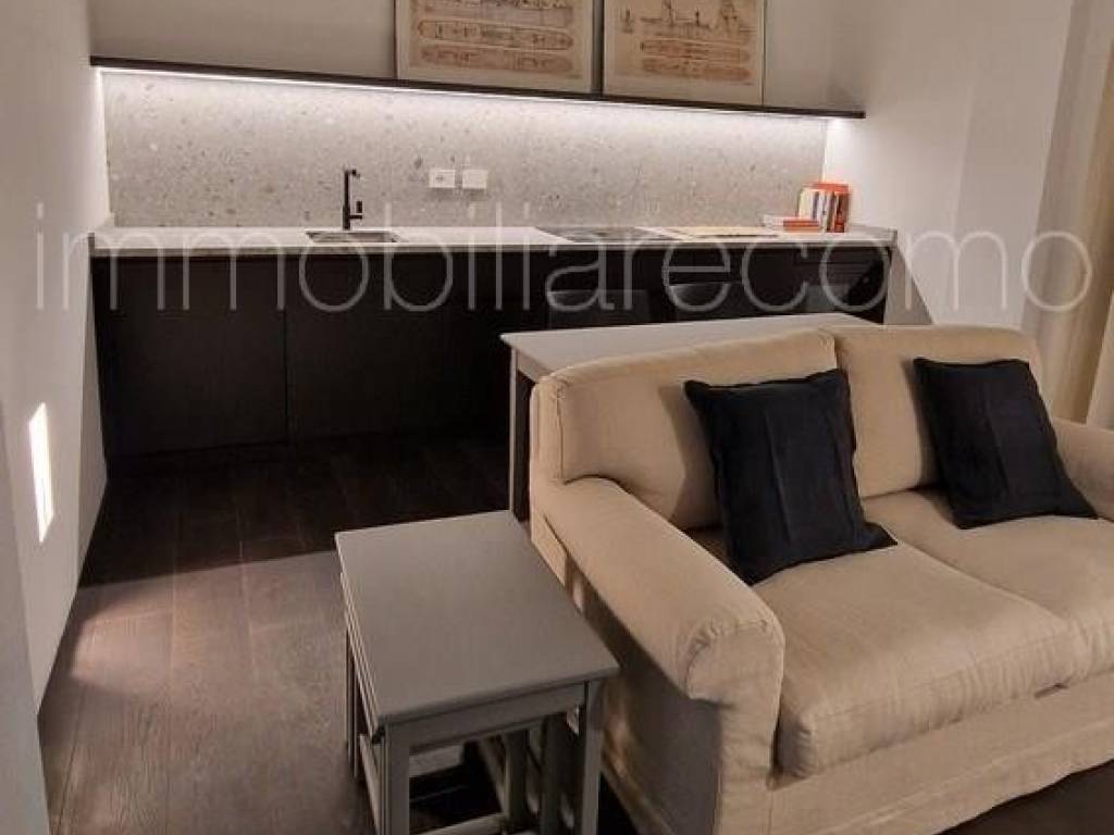 Appartamento a Como in Via Vittorio Emanuele II - Foto 4