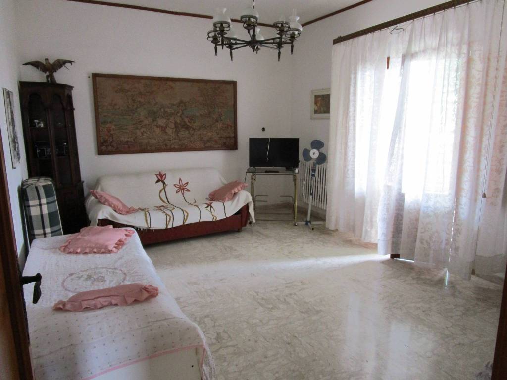 Appartamento a Statte in Via delle Sorgenti - Foto 4