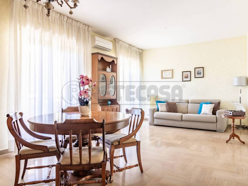 Appartamento a Bisceglie in Via Guarini - Foto 2