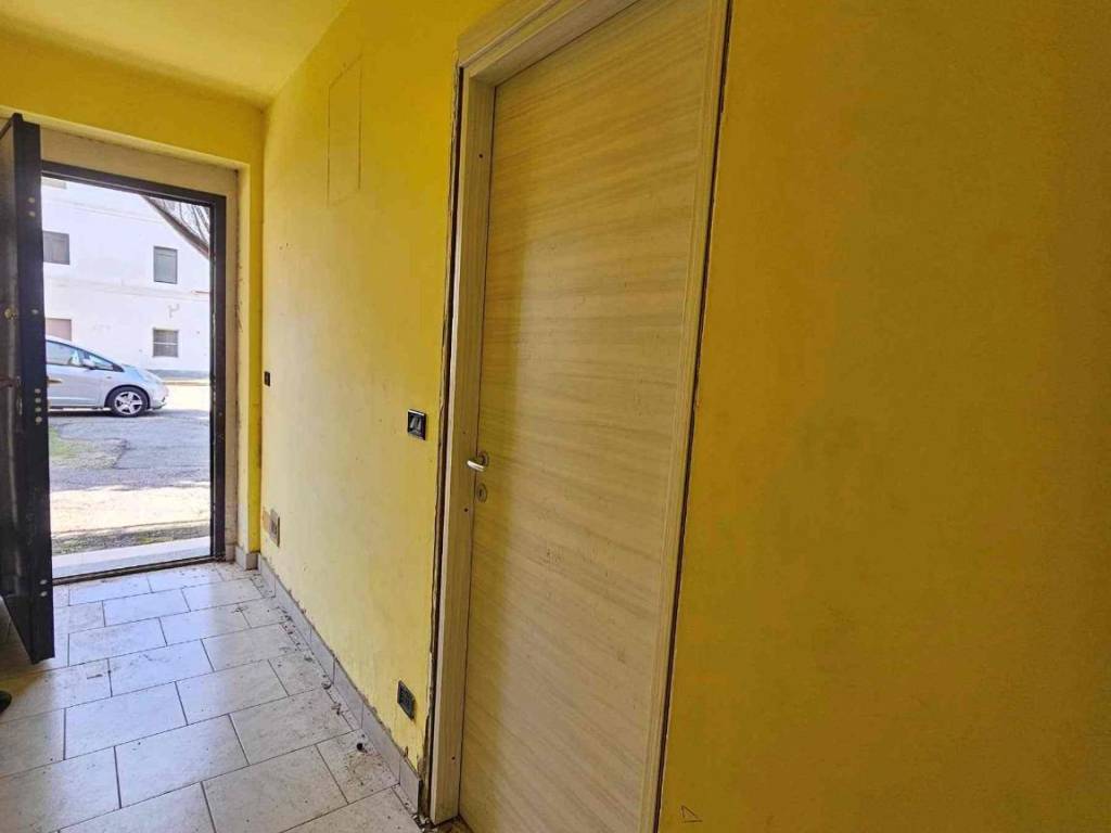 Appartamento a Pezzana in Via Vittorio Veneto - Foto 4