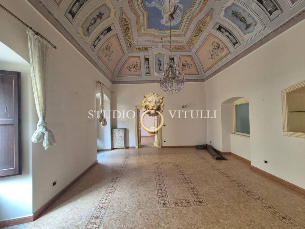 Palazzo / stabile a Bitritto in Via Roma, 8 - Foto 2