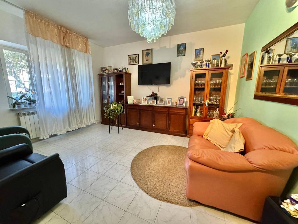 Appartamento a Avezzano in Via Madonna del Passo - Foto 2