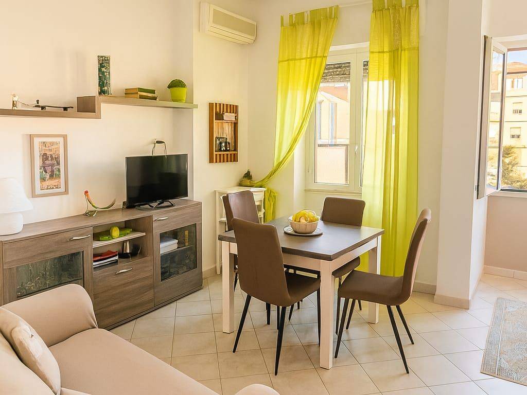 Appartamento a Cagliari in Via Monsignor Parraguez - Foto 3
