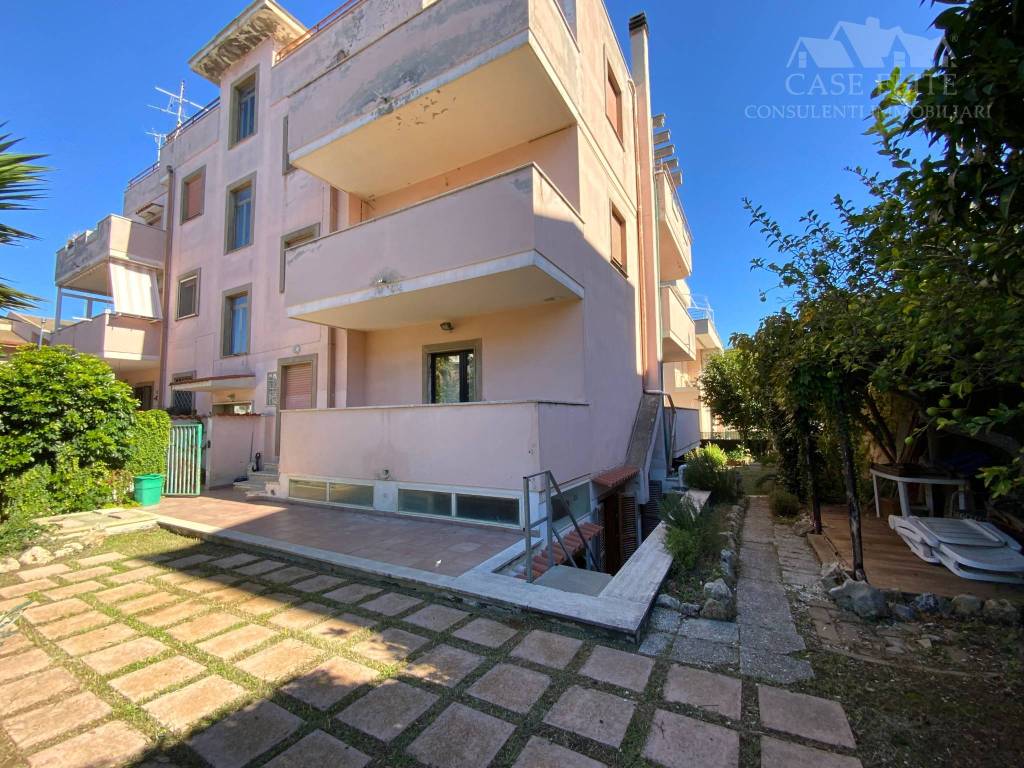 Appartamento a Nettuno in Via delle Camelie, 10 - Foto 3