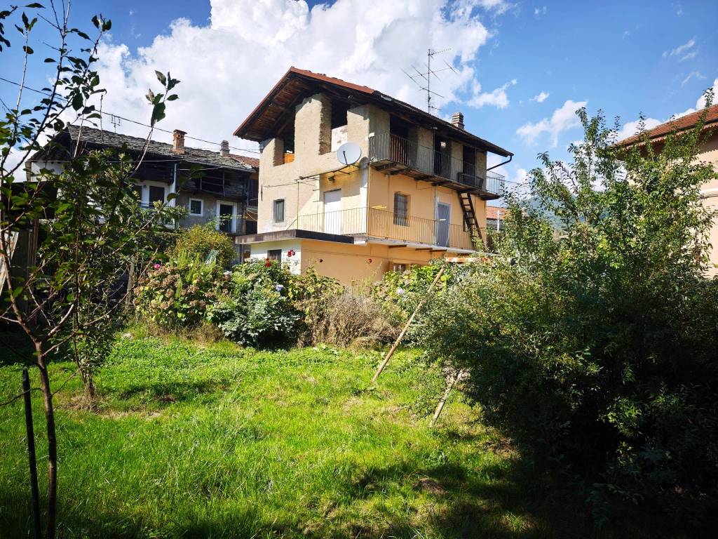 Casa indipendente a Lanzo torinese in Via Loreto, 143 - Foto 2