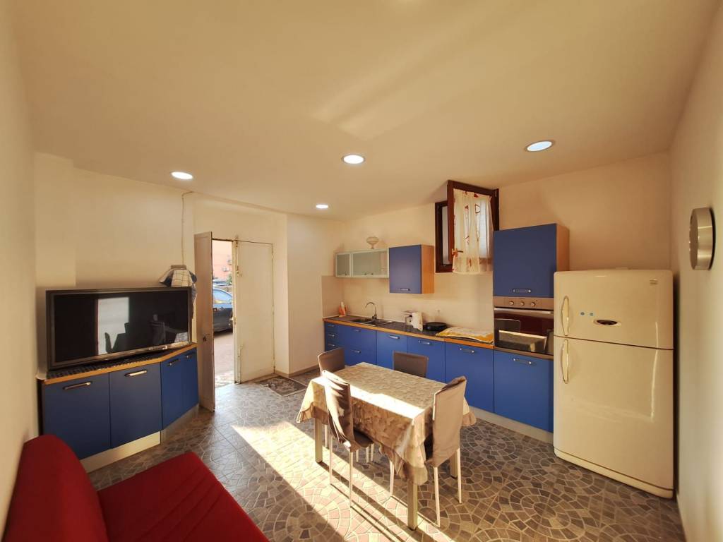 Loft / open space a Castellammare di stabia in Corso Alcide De Gasperi - Foto 2
