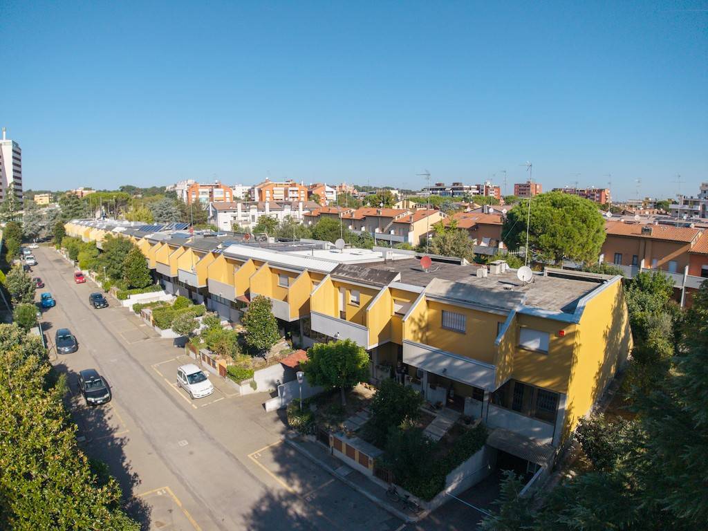 Casa indipendente a Imola in Via Arcangelo Corelli, 17 - Foto 3