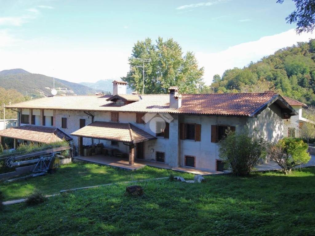 Villetta a schiera a Cividale del friuli in Strada Di Zugliano, 8 - Foto 2