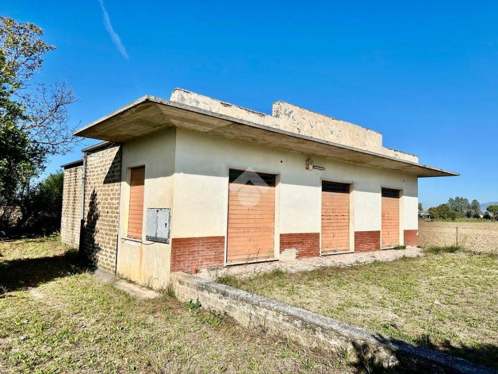 Appartamento a Spoleto in frazione santa maria in campis, 2 - Foto 3