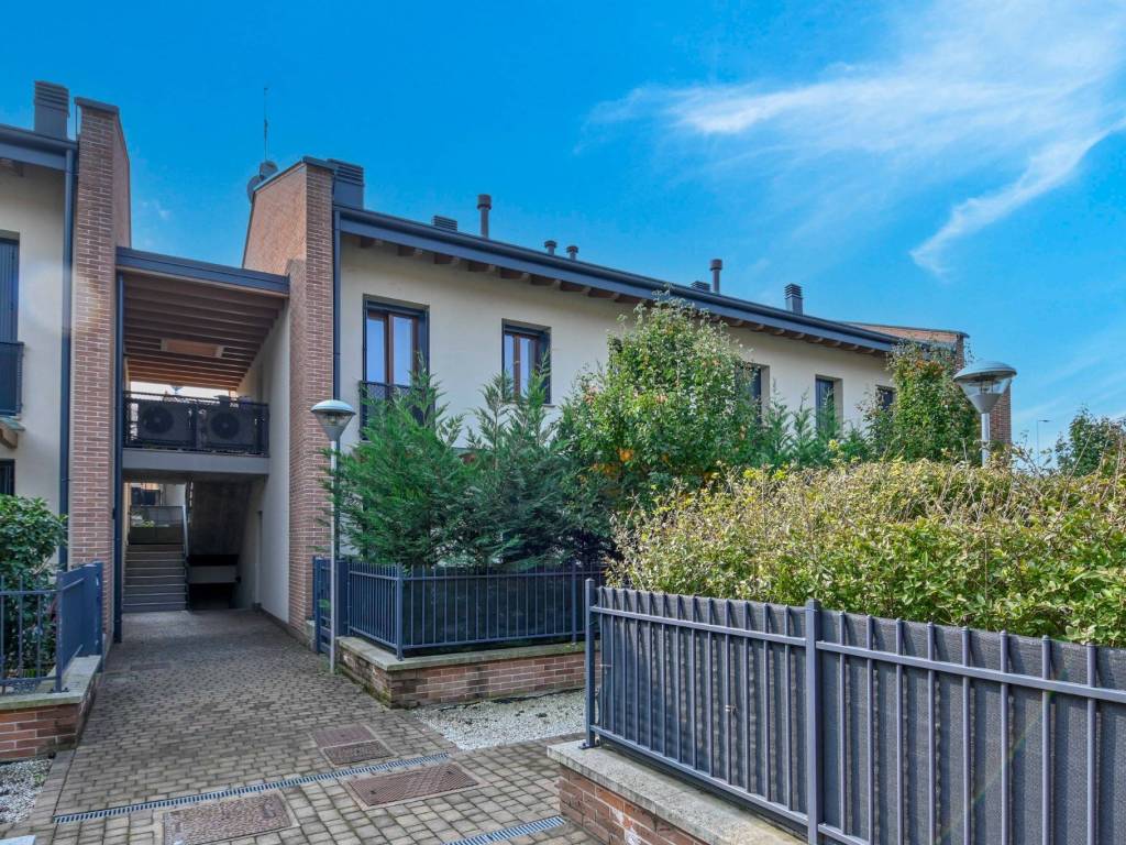 Appartamento a Madone in Via Monte San Michele, 21 - Foto 3