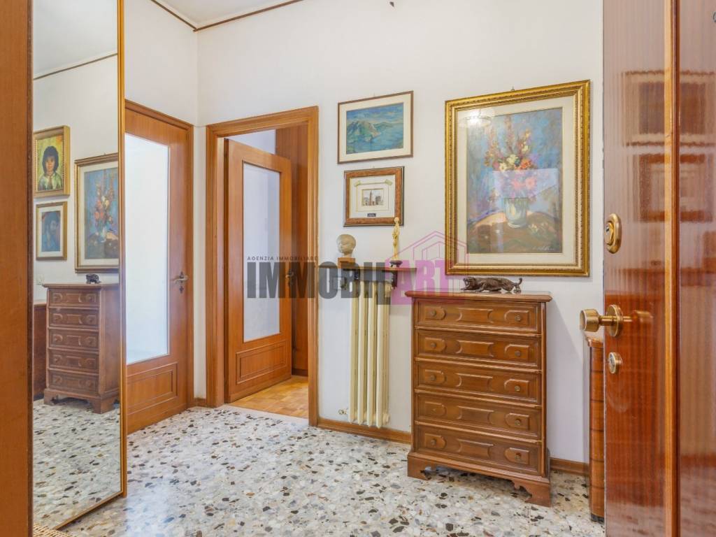 Appartamento a Parma in Via Leonardo Umile, 9 - Foto 2