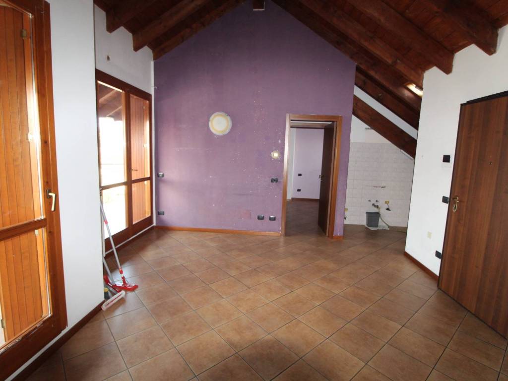 Appartamento a Marnate in Via Roma, 11 - Foto 4