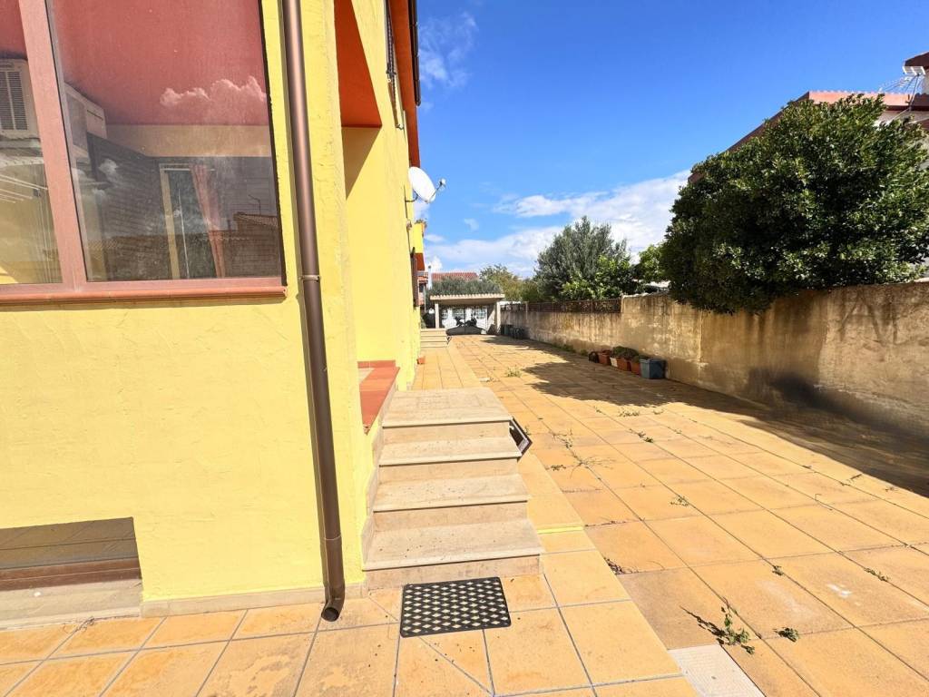 Villa a Capoterra in Via delle Felci - Foto 5