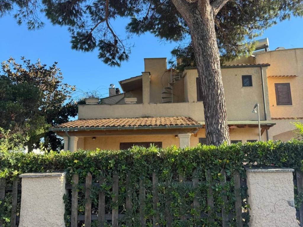 Villa a Cerveteri in Via dei Platani, 1 - Foto 2