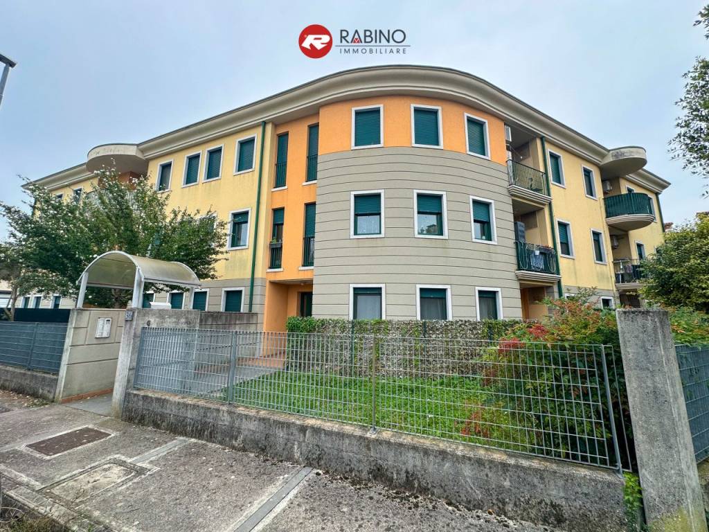 Appartamento a Ronchi dei legionari in Via Volontari della Libertà n. 36 - Foto 2