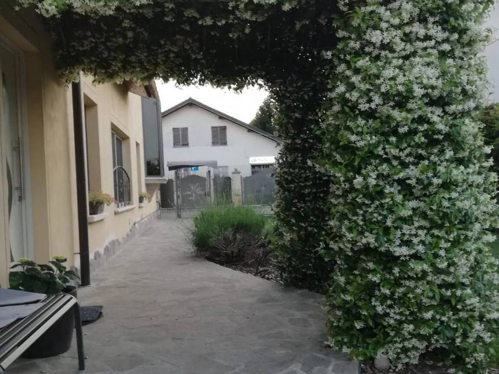 Villa a Giussago in Via Roma No Number - Foto 3