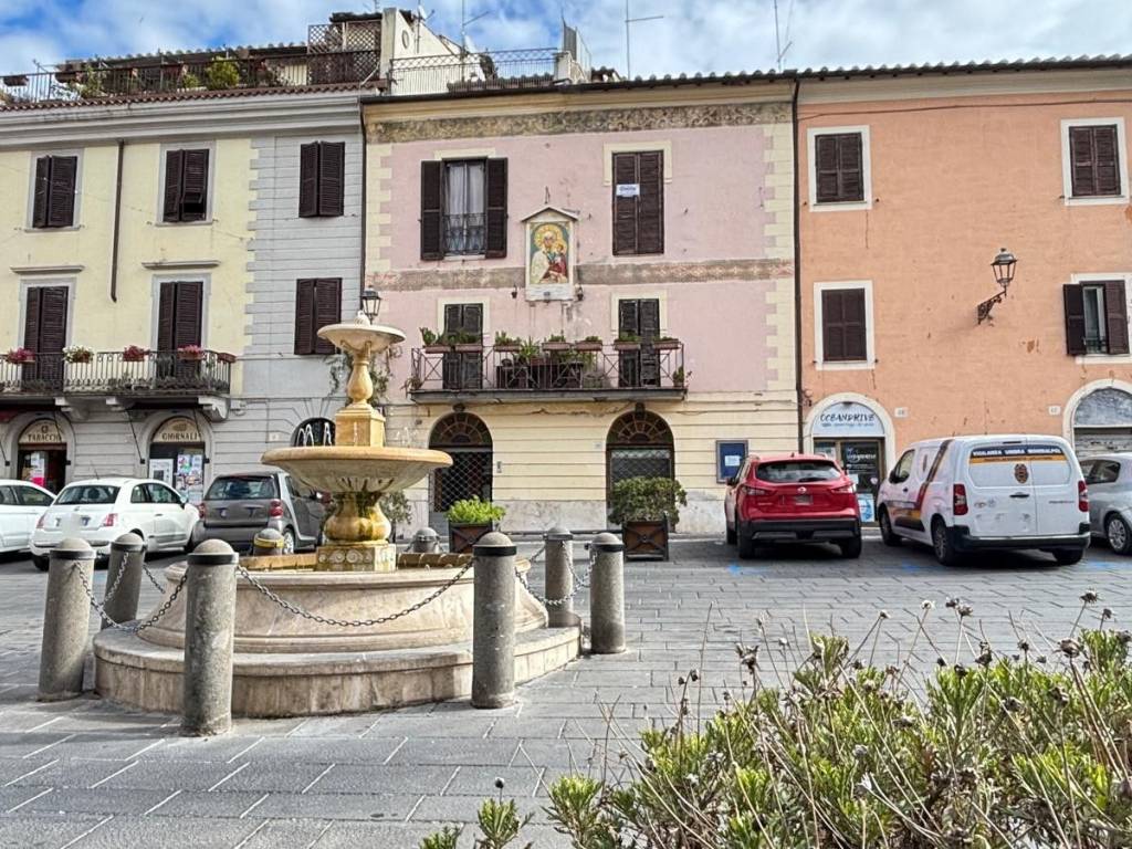 Appartamento a Magliano sabina in Piazza Giuseppe Garibaldi - Foto 3