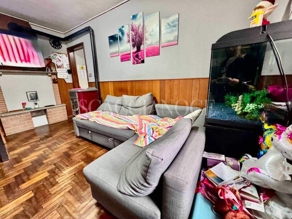 Casa indipendente a Valdilana in Frazione Vaudano, 10 - Foto 5