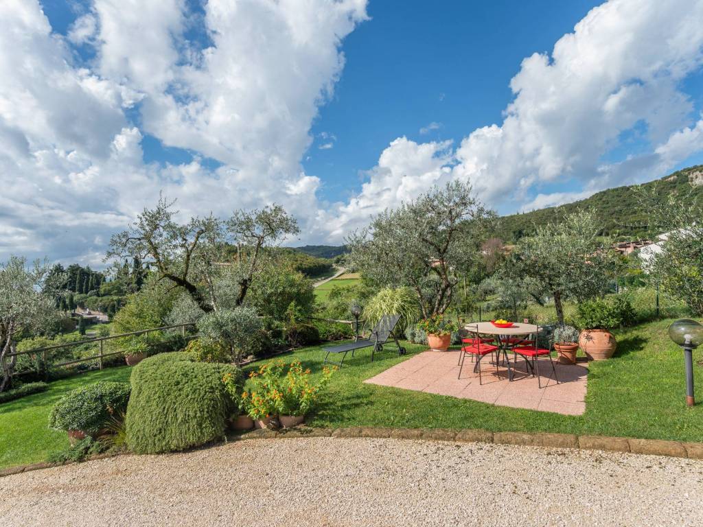 Villa a Costermano sul garda in Piazza Gian Battista Ferrario, 1 - Foto 4
