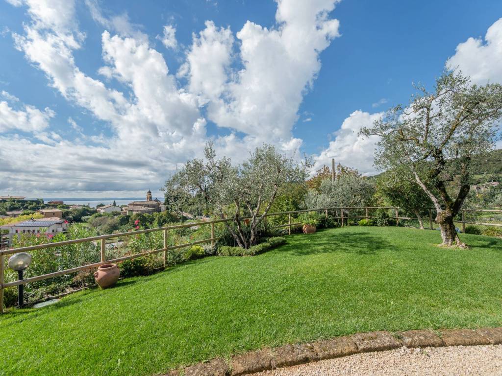 Villa a Costermano sul garda in Piazza Gian Battista Ferrario, 1 - Foto 5