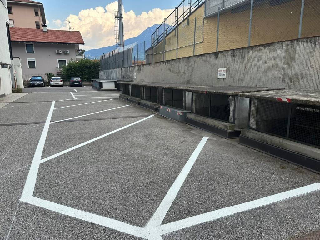 Appartamento a Trento in Via Roberto da Sanseverino - Foto 2